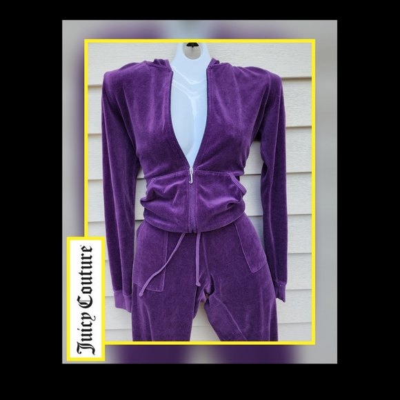 (Authentic) Vintage Juicy Couture Velour Track Suit - Picture 1 of 16